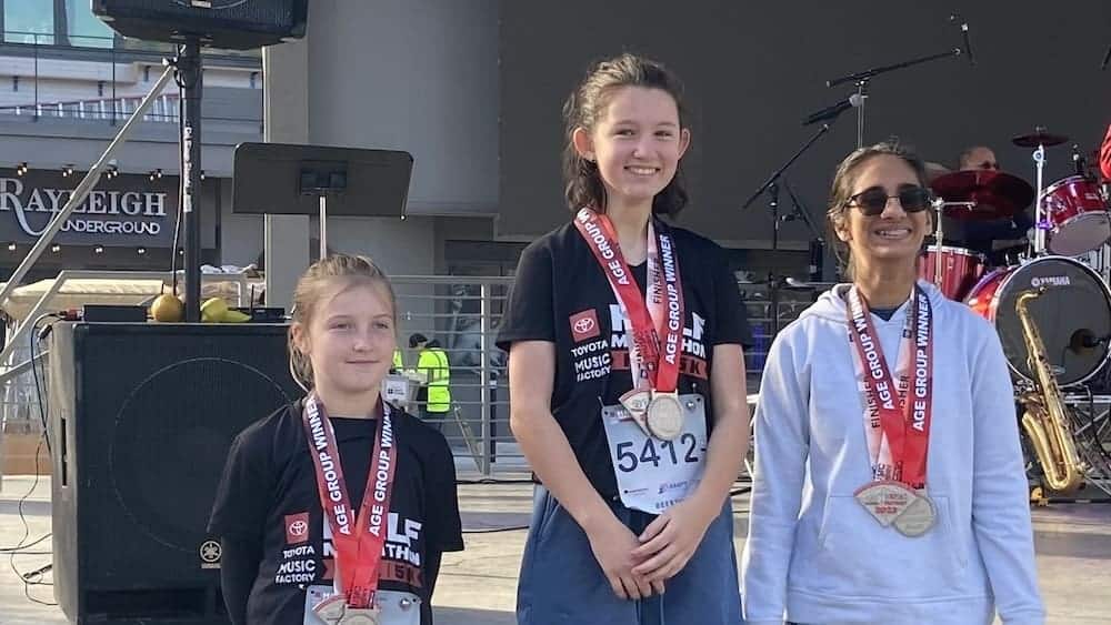 Oak Crest Amy on Winners Podium - Feature